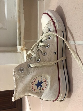 Converse Bej