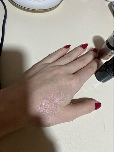  Beden Maybelline aydınlatıcı