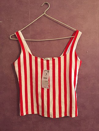 BERSHKA ETİKETLİ 