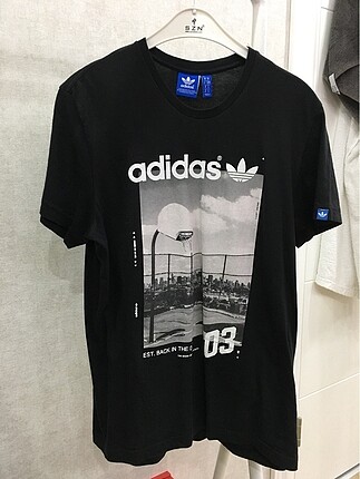 Adidas tshirt