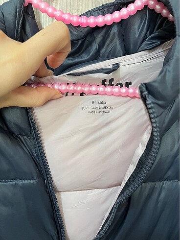 l Beden BERSHKA şişme mont