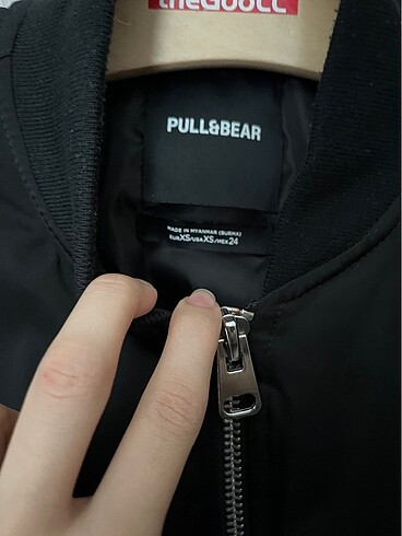 Pull and Bear Crop siyah mont