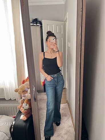 32 Beden BERSHKA jean yırtmaçlı