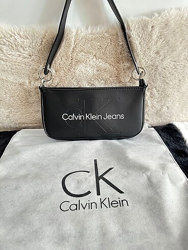 Calvin Klein Çanta