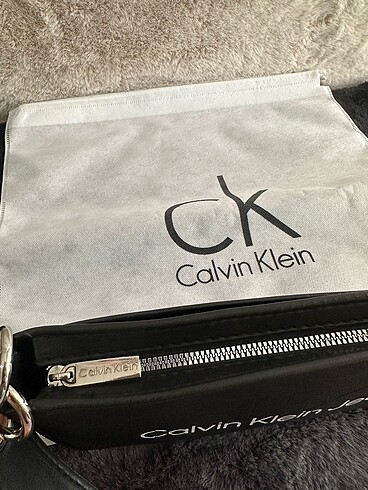  Beden siyah Renk Calvin Klein Çanta