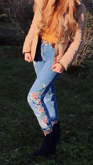 34 Beden Çiçekli pantolon