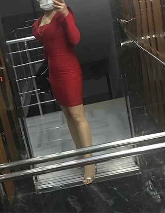 Trenyol milla kırmızı gece elbisesi