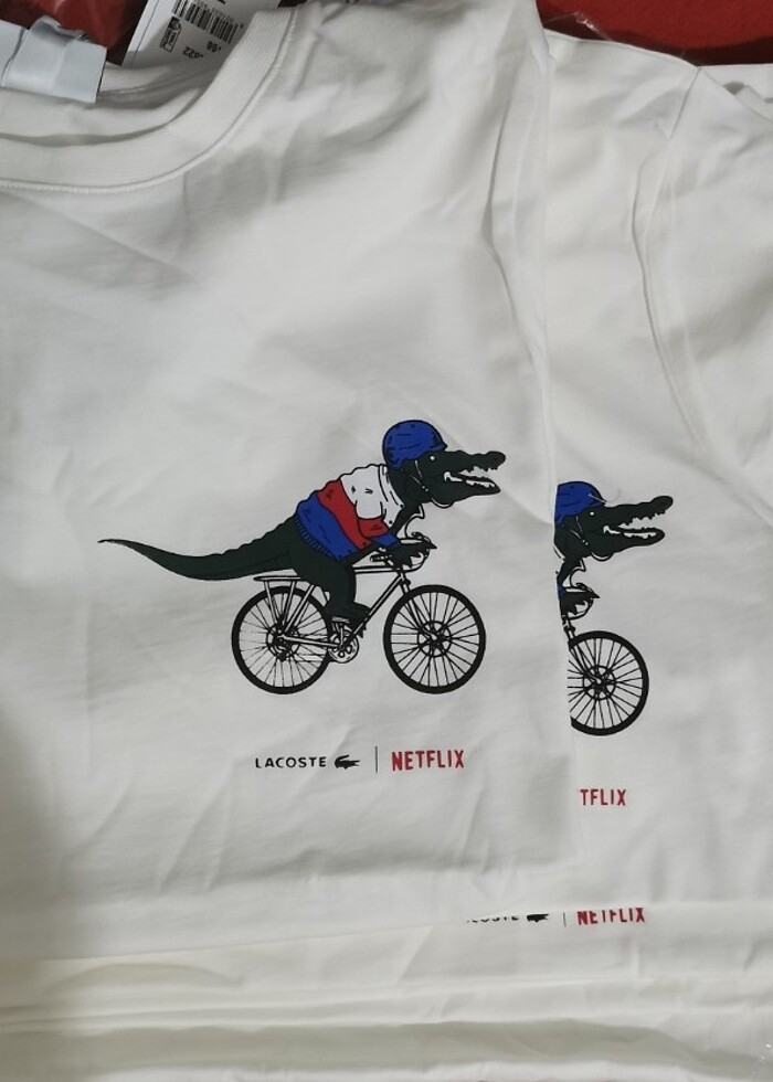  x Netflix Kadın Loose Fit T-Shirt  - Görsel 2