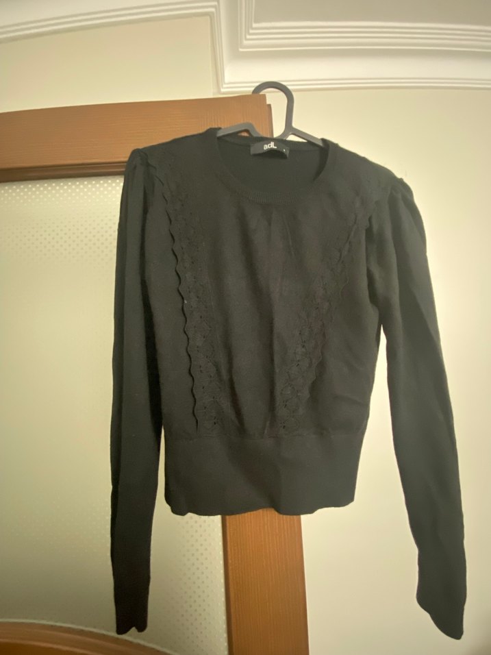 Siyah Triko Gösterişli Uzun Kollu Kadın Kazak - Görsel 2