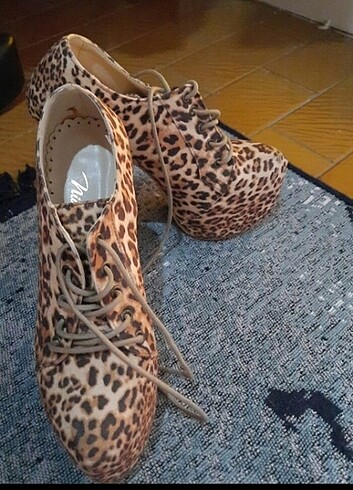 Leopar desenli platform topuklu bot - Görsel 2