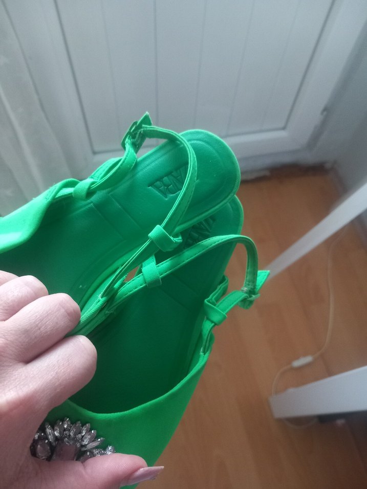 Yeşil Taş Detaylı - Görsel 2