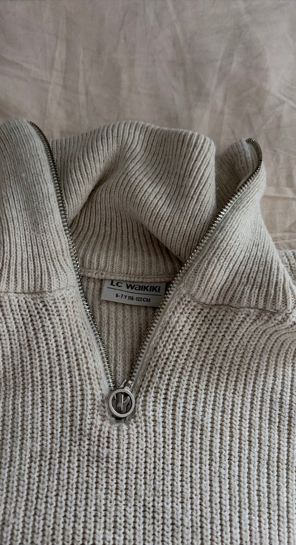 Bej Yüksek Yakalı Örgü - Görsel 3