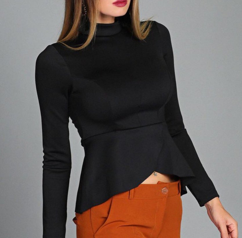 Düğmeli Siyah Boğazlı Kadın Bluz - Görsel 2