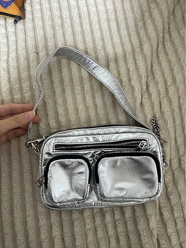 zara silver çanta