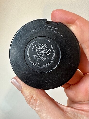 MAC Mac Extra Dimension Allık