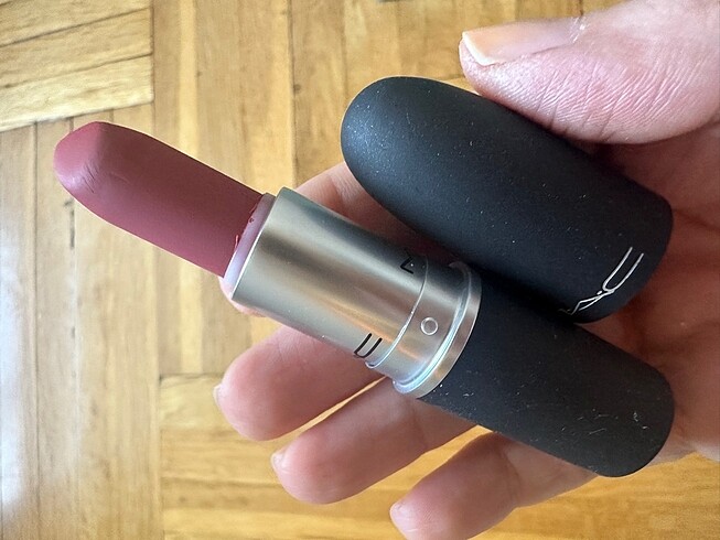 Mac powder kiss ruj