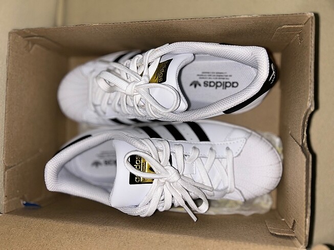37,5 Beden beyaz Renk Adidas süperstar orijinal ayakkabı