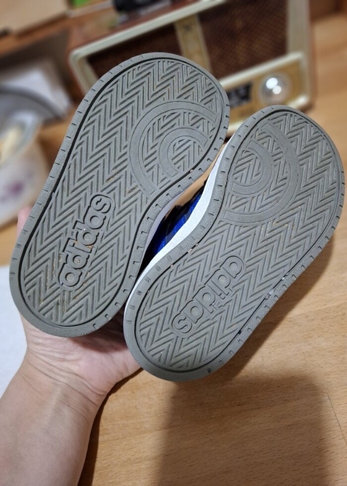 Orijinal Adidas spor ayakkabı 25 no - Görsel 4