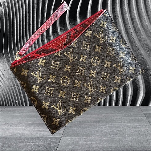 LV Clutch