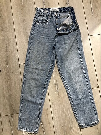 Mom Fit Jean