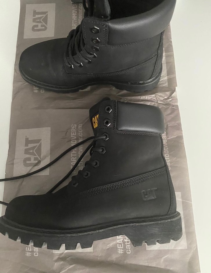 Siyah CAT Kadın Bot - Görsel 3