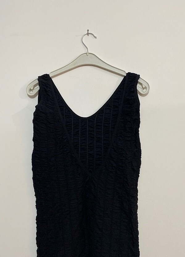 Siyah likralı kumaş midi etek- diz altı. Slim fit, dalgıç kumaş - Görsel 3