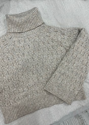 Bej Örgü Boğazlı Kadın Kazak - Görsel 2