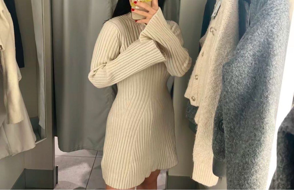 Bej Lastik Örgülü Elbise - Görsel 2