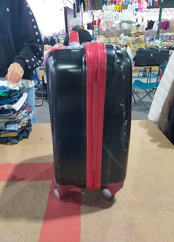 GS Store Gs valiz