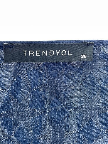 36 Beden lacivert Renk Trendyol & Milla Bluz %70 İndirimli.