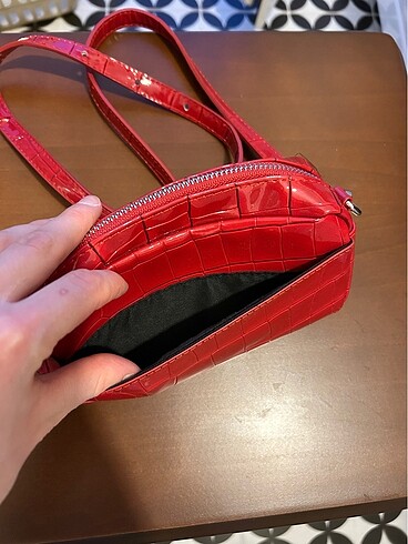 Stradivarius Kırmızı Çanta