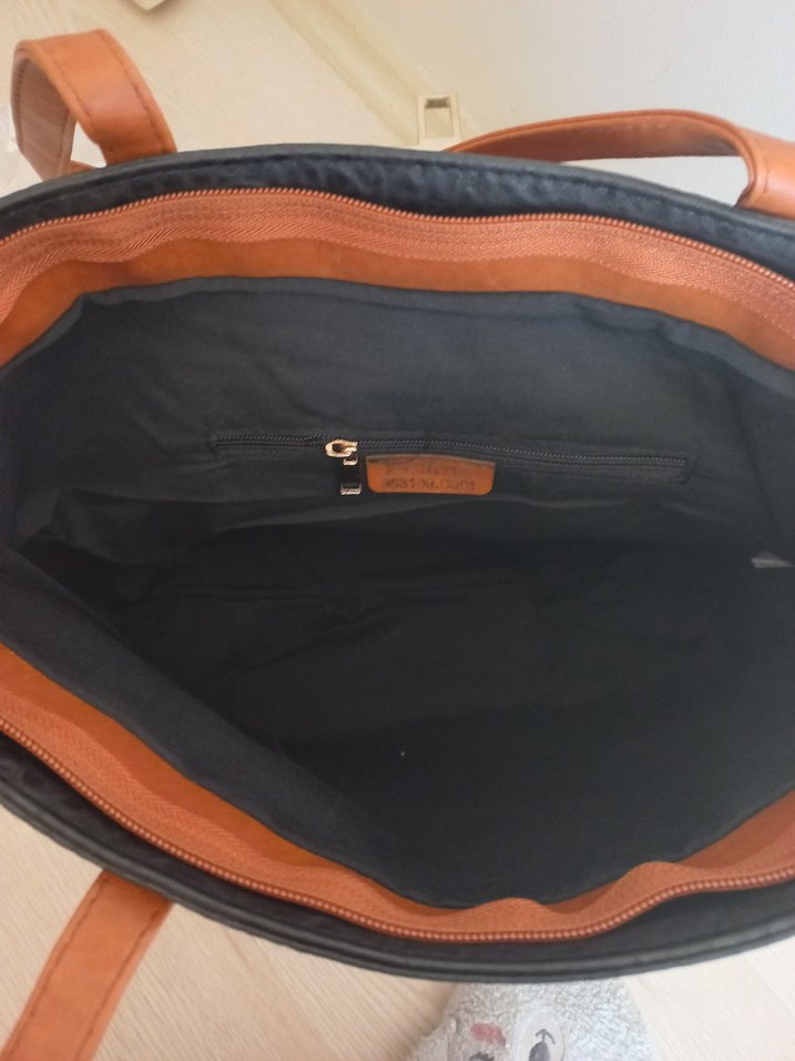 Klasik Siyah Deri Kadın Çanta - Görsel 4