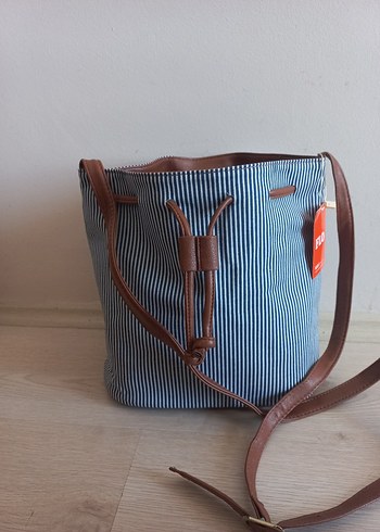 Çizgili Kadın Omuz Çantası - Görsel 2