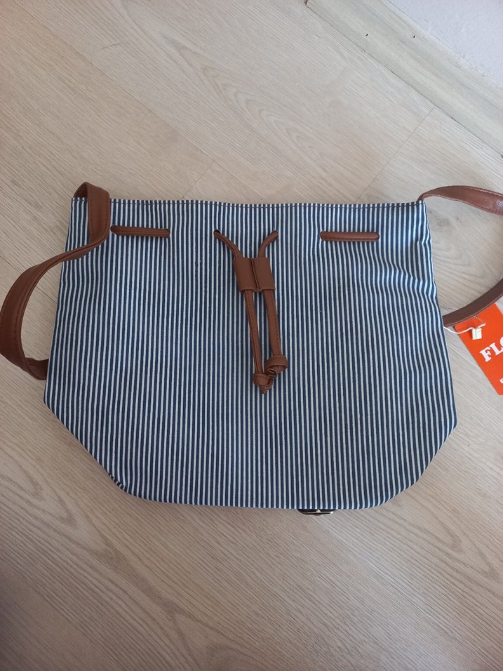 Çizgili Kadın Omuz Çantası - Görsel 4