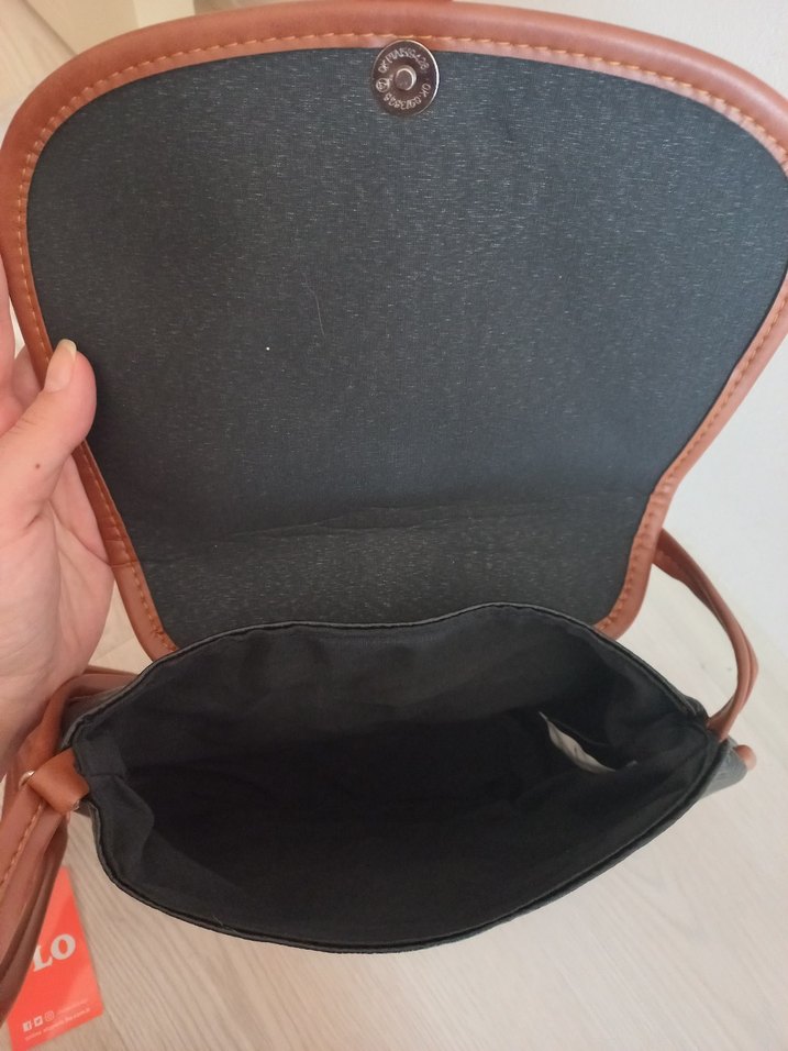 Siyah Kahverengi Detaylı Kadın Çantası - Görsel 3