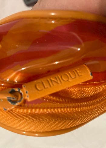 Clinique  Fermuarlı Makyaj Çantası - Görsel 6