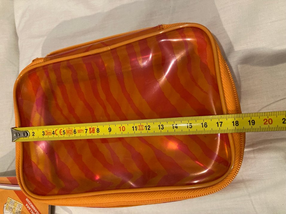 Clinique  Fermuarlı Makyaj Çantası - Görsel 3