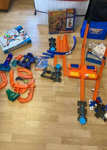 Hot Wheels Yarış Seti - Renkli ve Eğlenceli