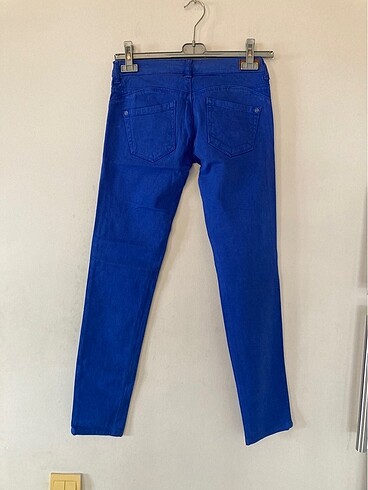 American Eagle Frank ny tertemiz pantolon