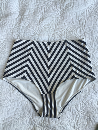 H&M Bikini Altı