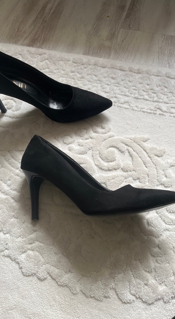 Siyah Süet Stiletto Ayakkabı - Görsel 4