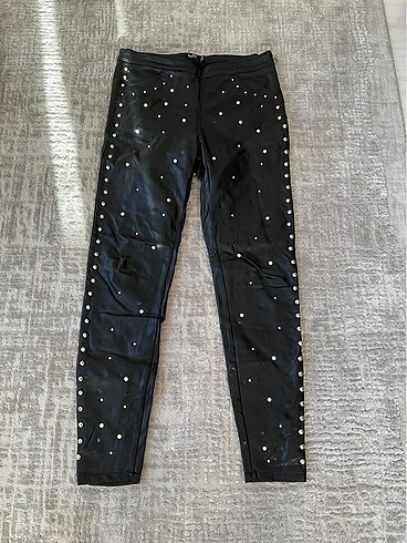 İncili pantolon