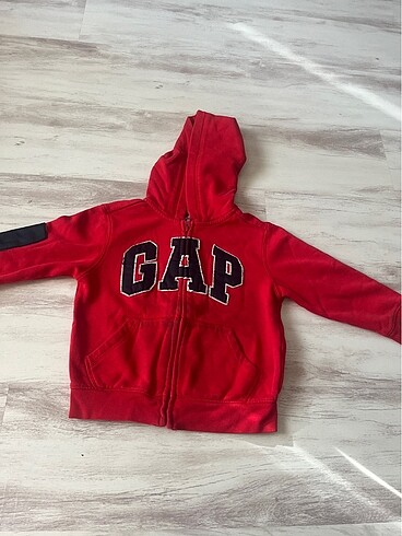 GAP üst