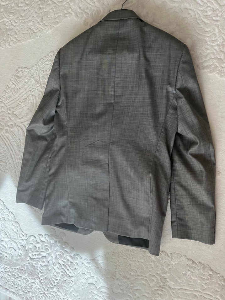 Gri Düğmeli Erkek Takım Elbise - Görsel 2