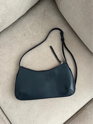 H&M kol çantası