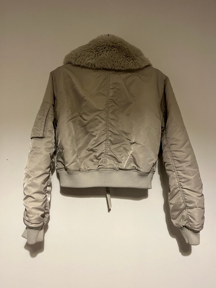 Gri Kürklü Kadın Ceket - Görsel 4