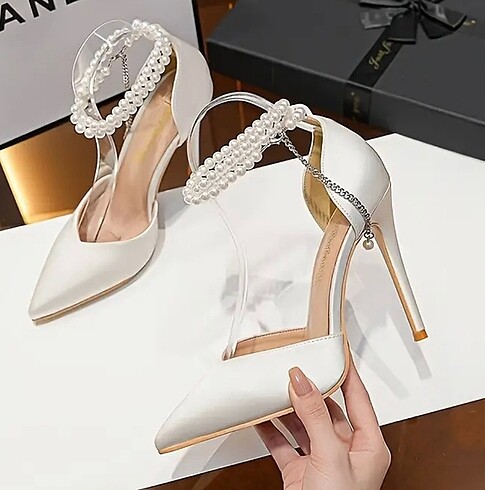 Sheinside İNCİLİ STILETTO
