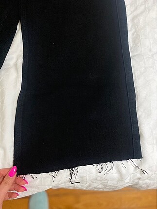 40 Beden siyah Renk bershka