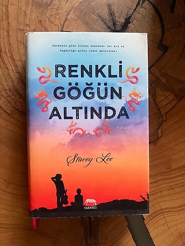 Renkli Göğün Altında