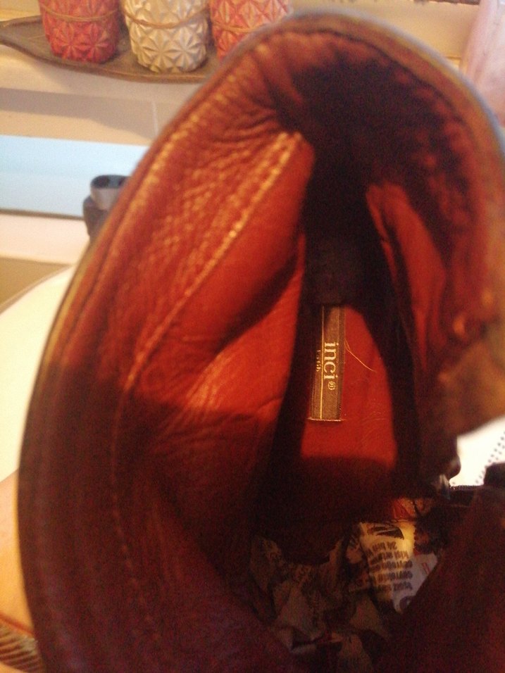 Kadın Siyah Deri Topuklu Bot - Görsel 2